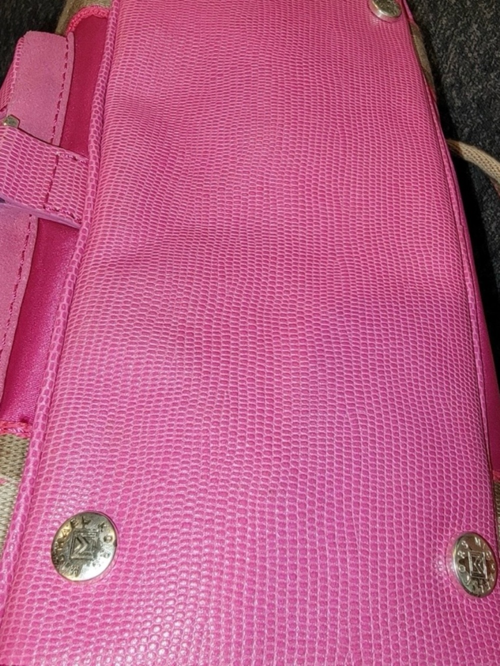 MICHAEL KORS LUXE SPORT SATCHEL/HANDBAG in beautiful BARBIE PINK Fuschia NWT - Picture 5 of 10